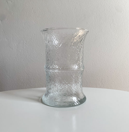 Clear glass vase Veera | Heikki Orvola Nuutajarvi Finland  | Molna Vintage