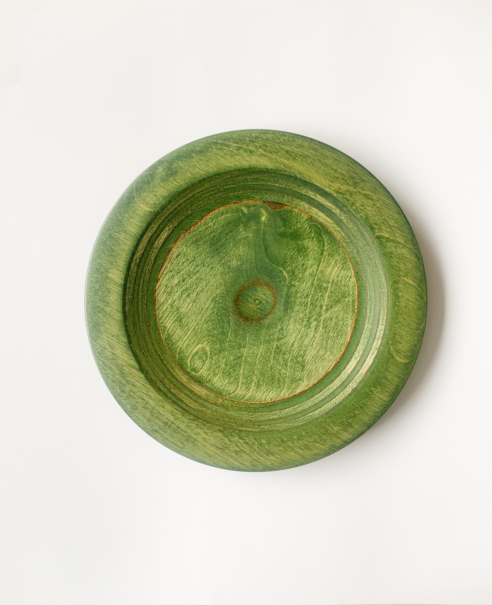 Eero Saarinen Keuruu | Tailio Design Finland green plate | Molna Vintage