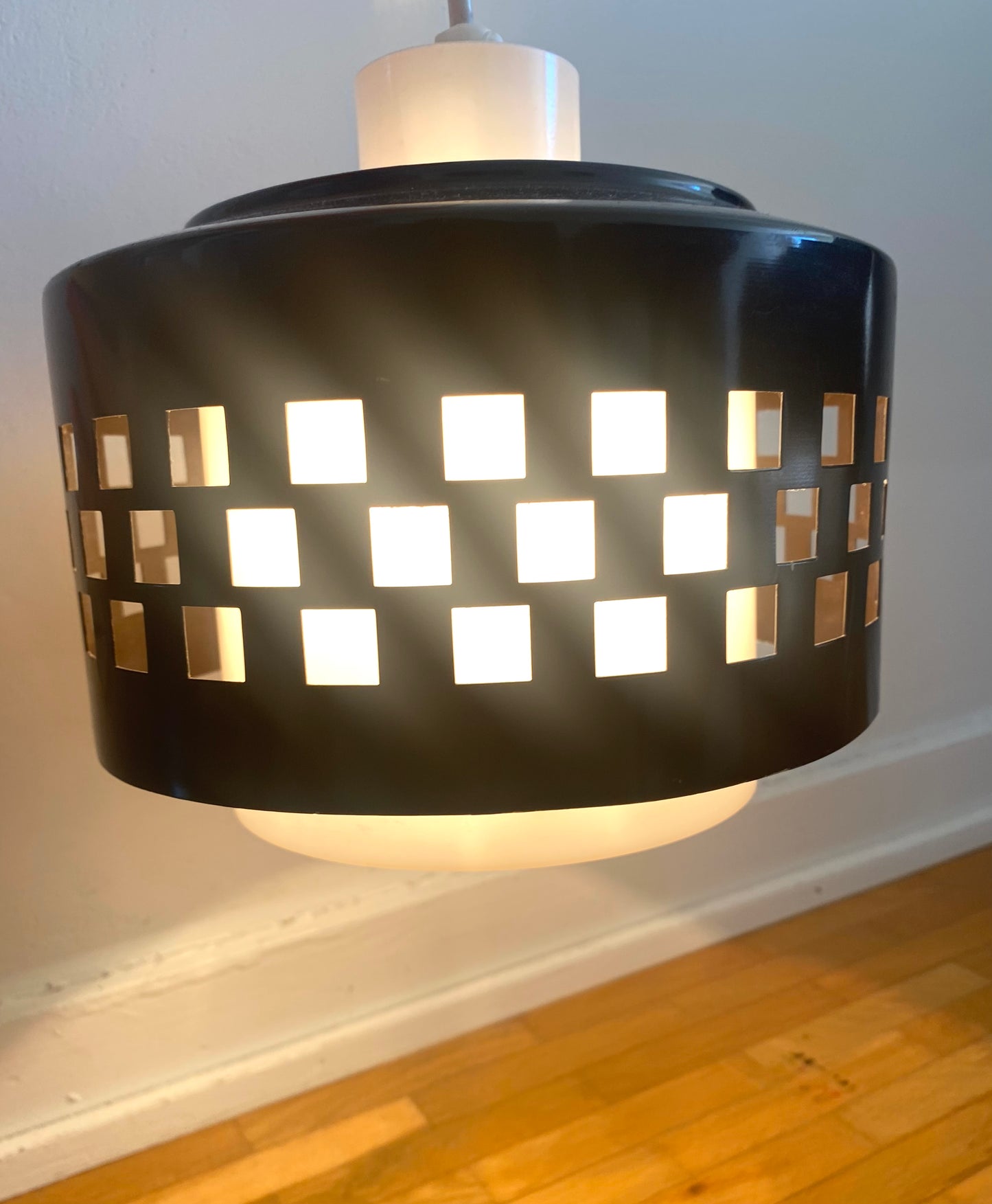 Kai Finnmark Pendant Lamp for Lynx, Finland | Space Age