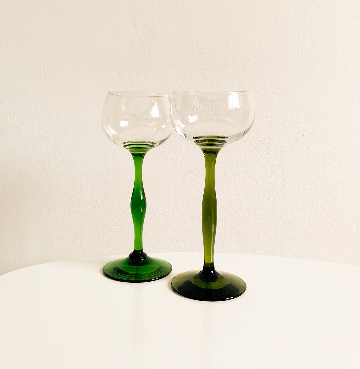 Goran Hongell 2 Wine Glasses | Karhula Iittala | Molna Vintage