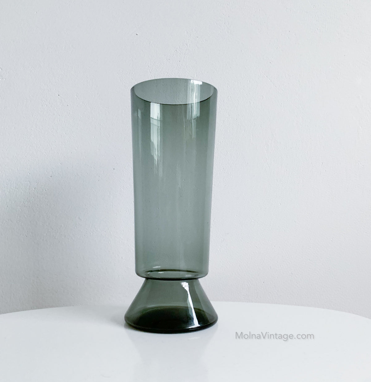 Grey Glass Vase 1428 | Kaj Franck Nuutajarvi | Molna Vintage