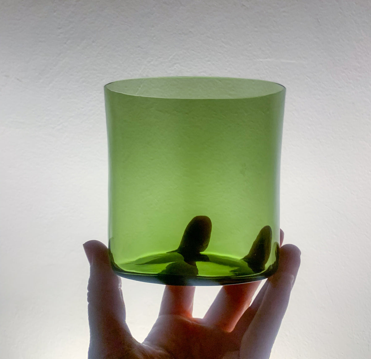 SH 142 green glass vase | Saara Hopea Nuutajärvi