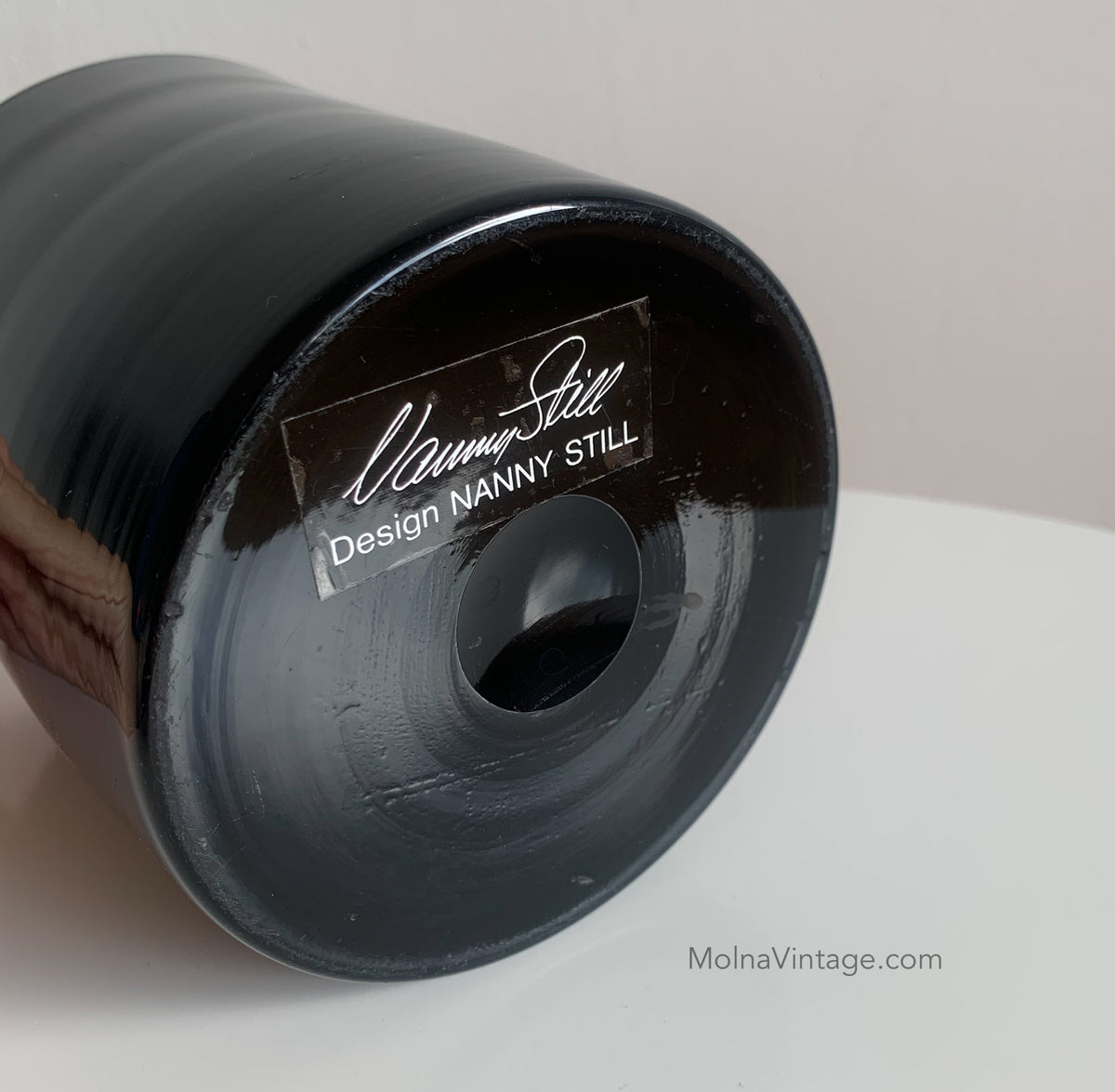 Black white opal vase | Nanny Still, Riihimäki