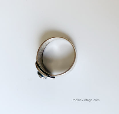 Modernist silver amethyst ring | Erik Granit