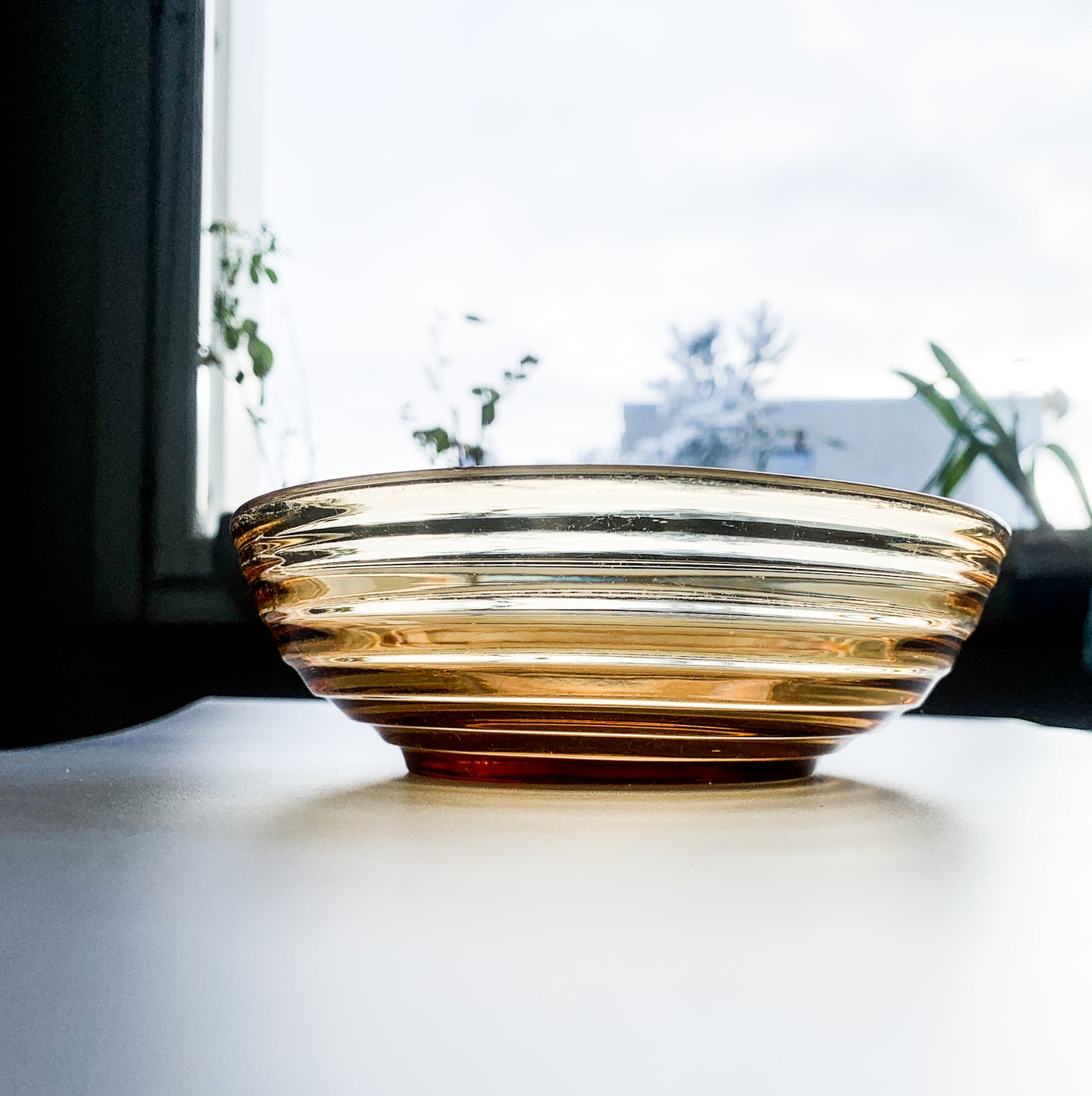 Aino Aalto Bölgeblick Amber Glass Bowl | Karhula