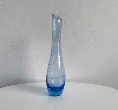 Vintage light blue vase with bubbles, designer Eero Sallinen, Riihimäki, Finland, 1960s
