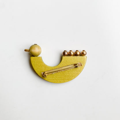 Aarikka Helmilintu mustard yellow wooden brooch