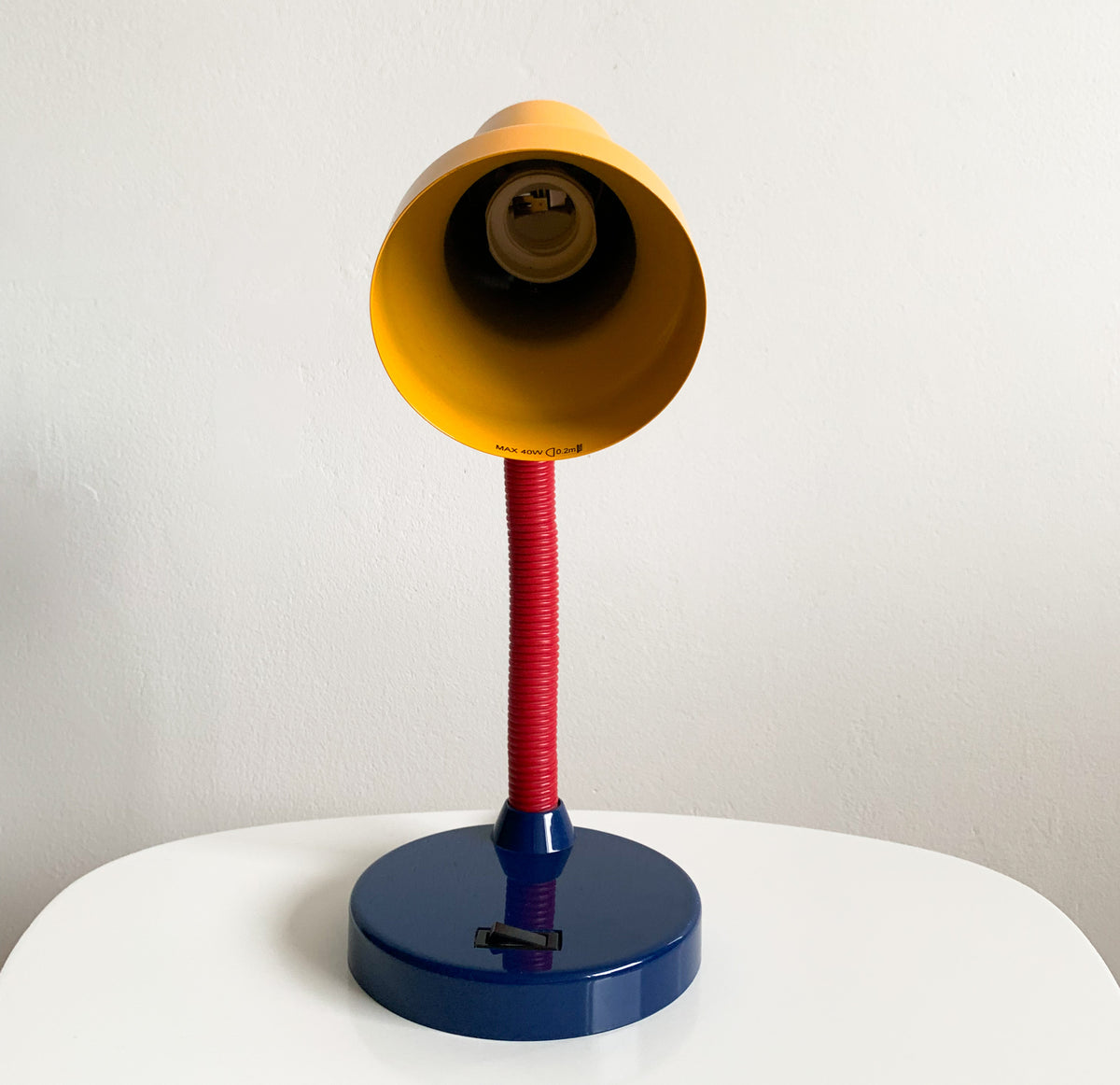 Massive Memphis style table lamp | Belgium