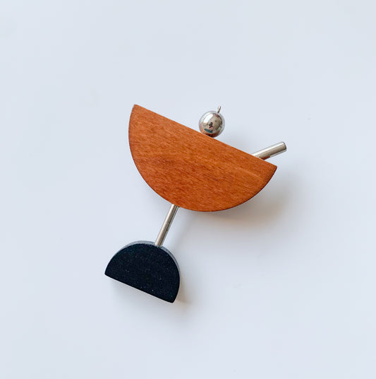 Aarikka Finland | Large wooden brooch Cocktail