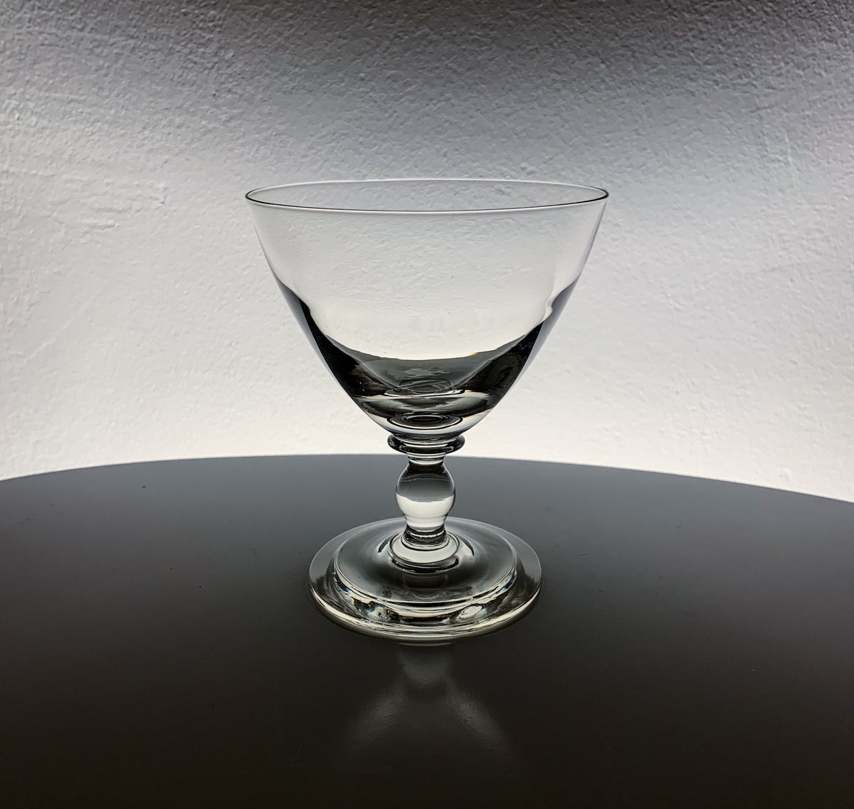 Thyla wine glass by Tyra Lundgren, Riihimäki
