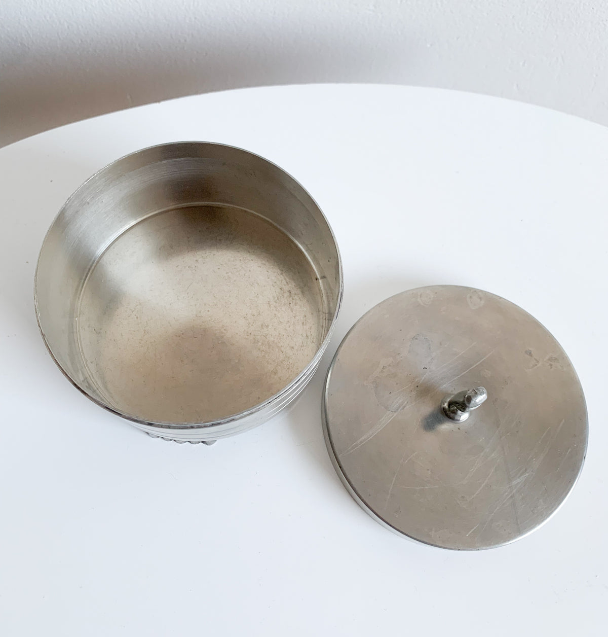 Swedish Grace pewter box | Svenskt tenn