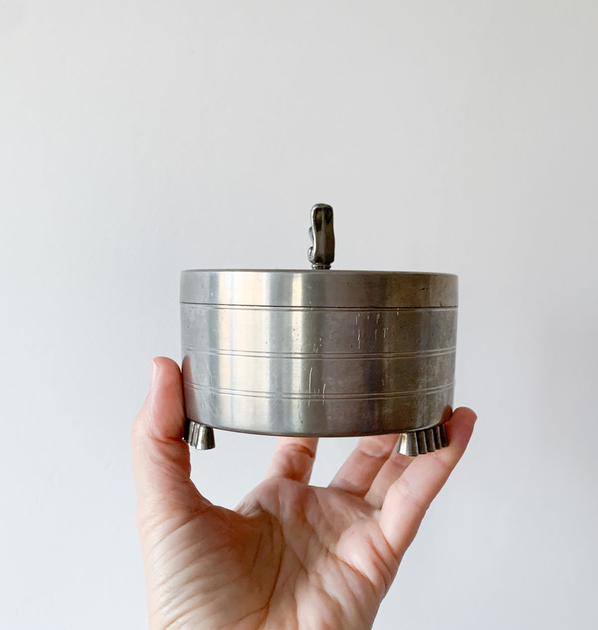 Swedish Grace pewter box | Svenskt tenn