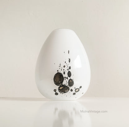 Fortuna Opal Glass Vase | Björn Wekström Nuutajärvi