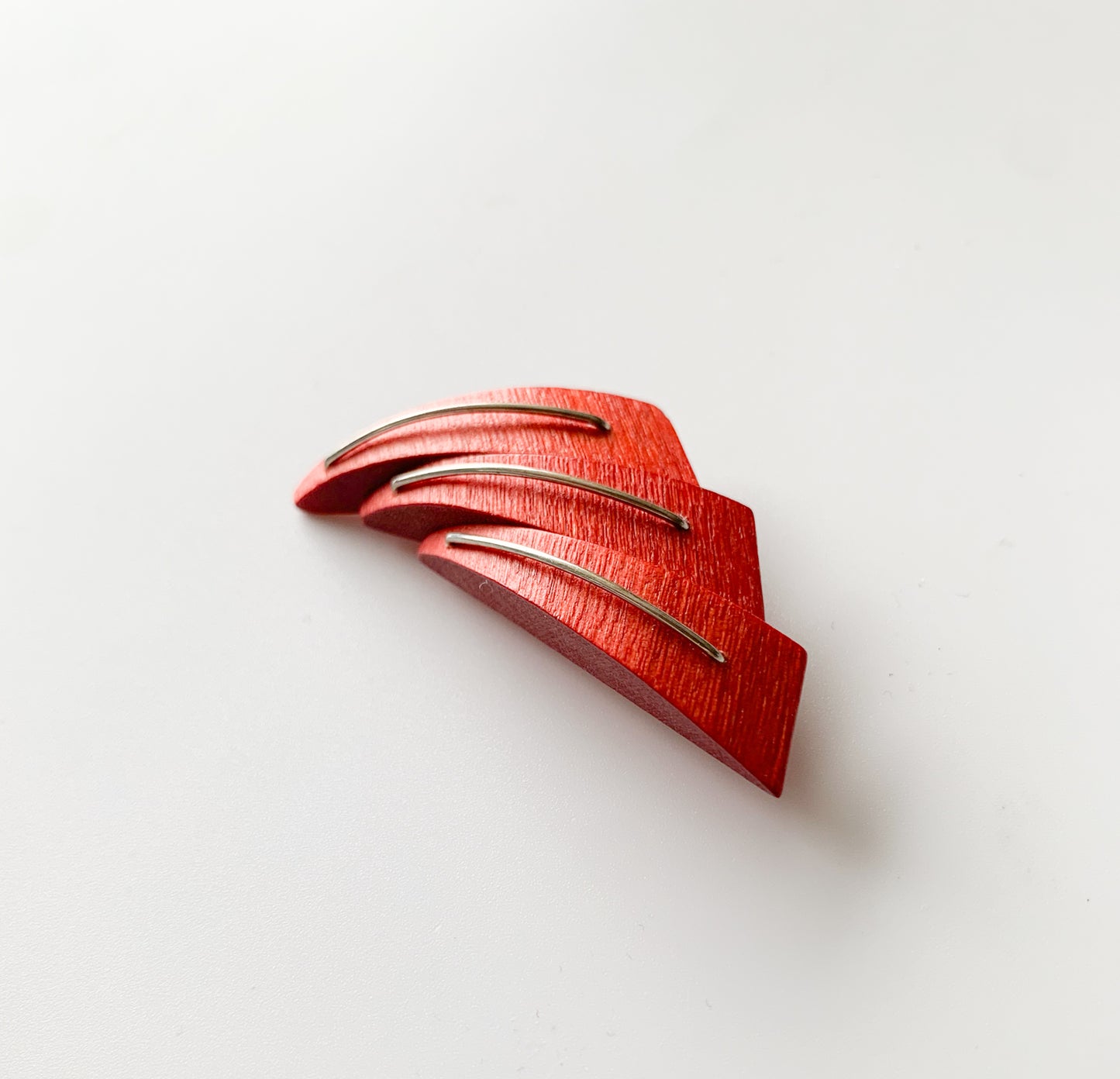 Aarikka Finland | Wooden Red Layered Brooch