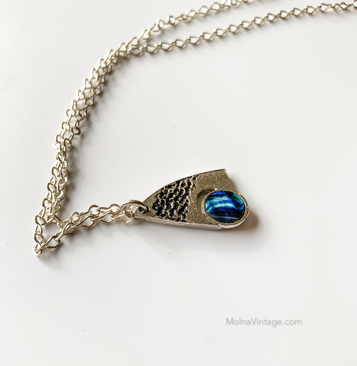 Spectrolite Pendant with Chain, Finland