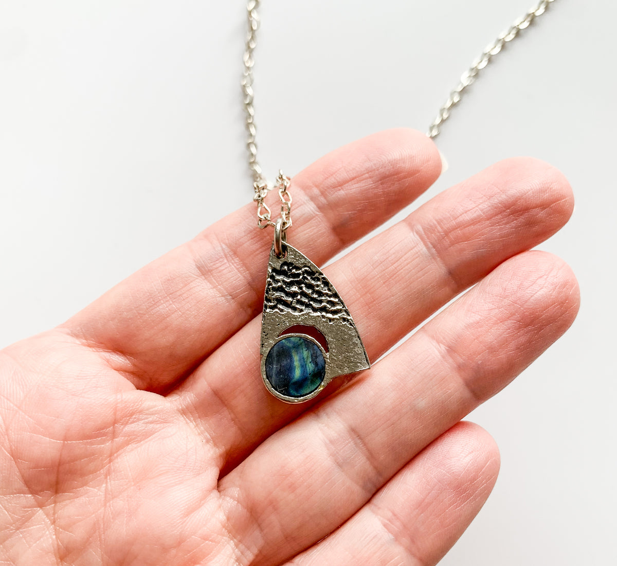 Spectrolite Pendant with Chain, Finland