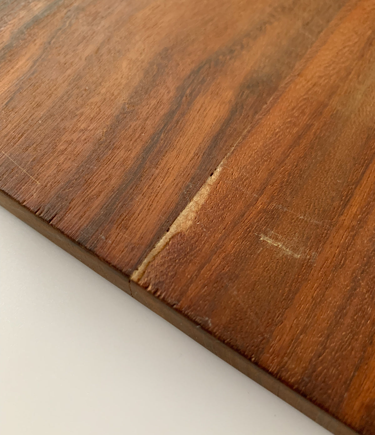 Lindholm teak trivet Arabia Sinikukka tile | Hilkka-Liisa Ahola