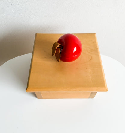 Birch box with red apple | Aarikka Finland