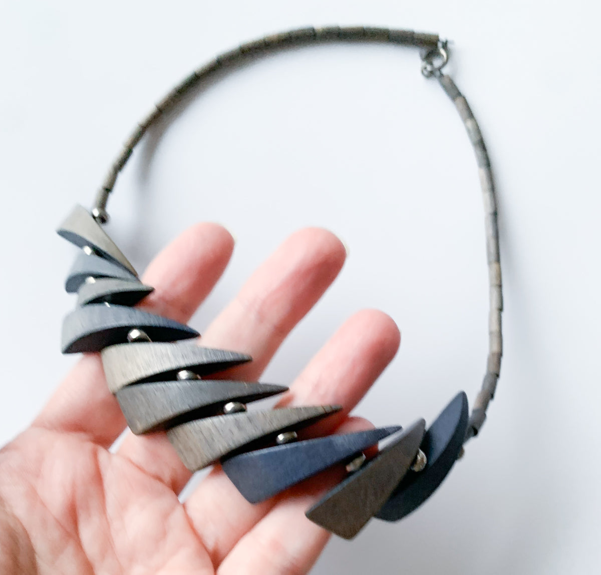 Wood necklace with angular pieces | Aarikka Finland
