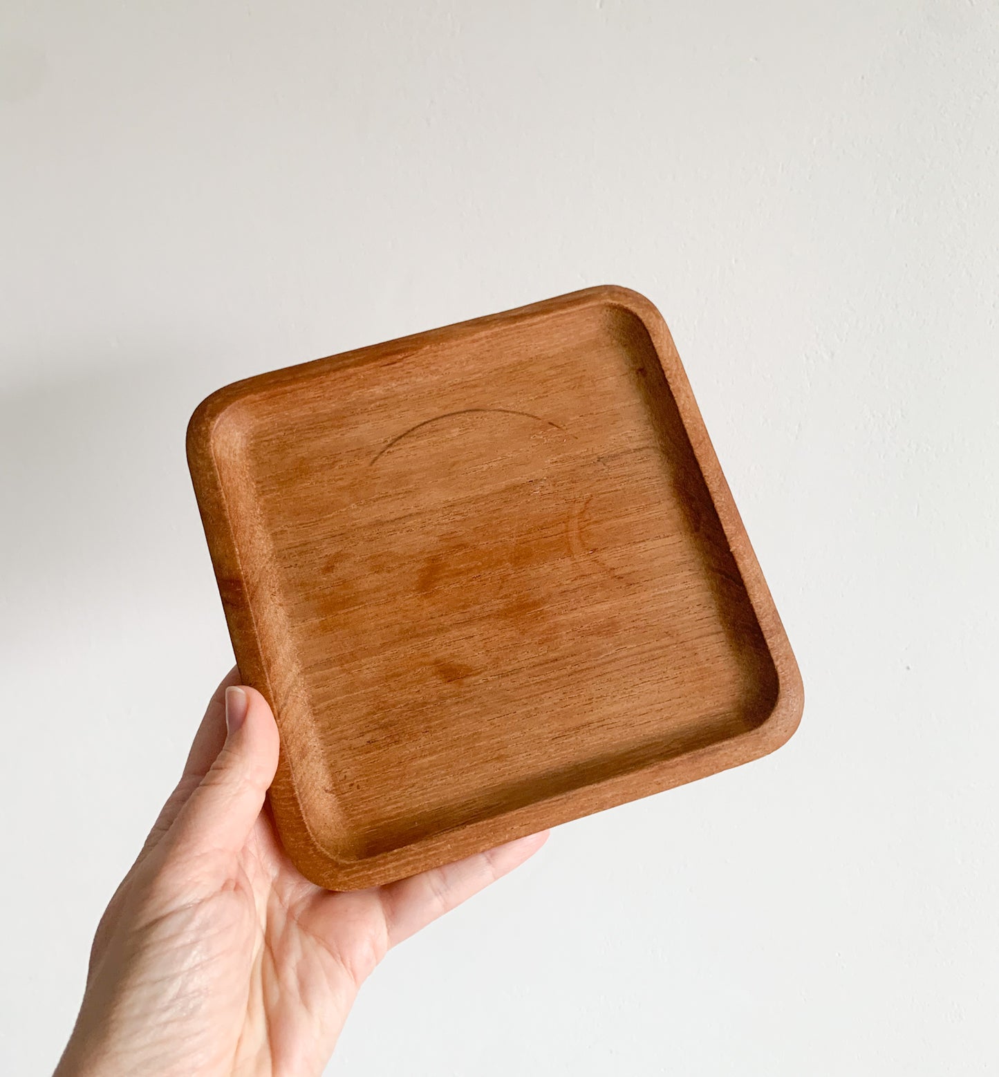 Lindholm Bangkok Teak Serving Tray | Finland 1960s