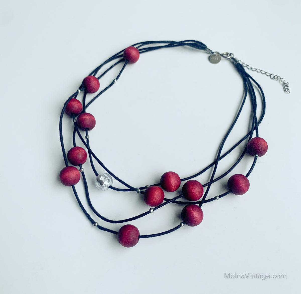 Red wooden bead necklace | Aarikka Finland