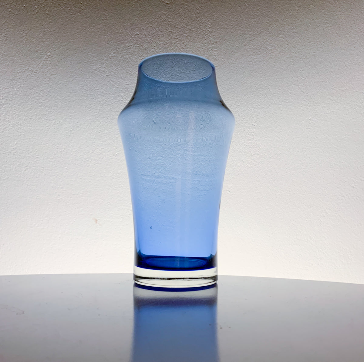Vase 1581 by Tamara Aladin | Riihimäen lasi