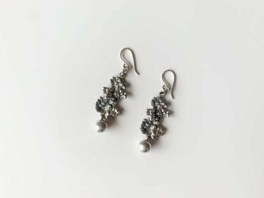Pentti Sarpaneva, Rare brutalist silver earrings Kaarna