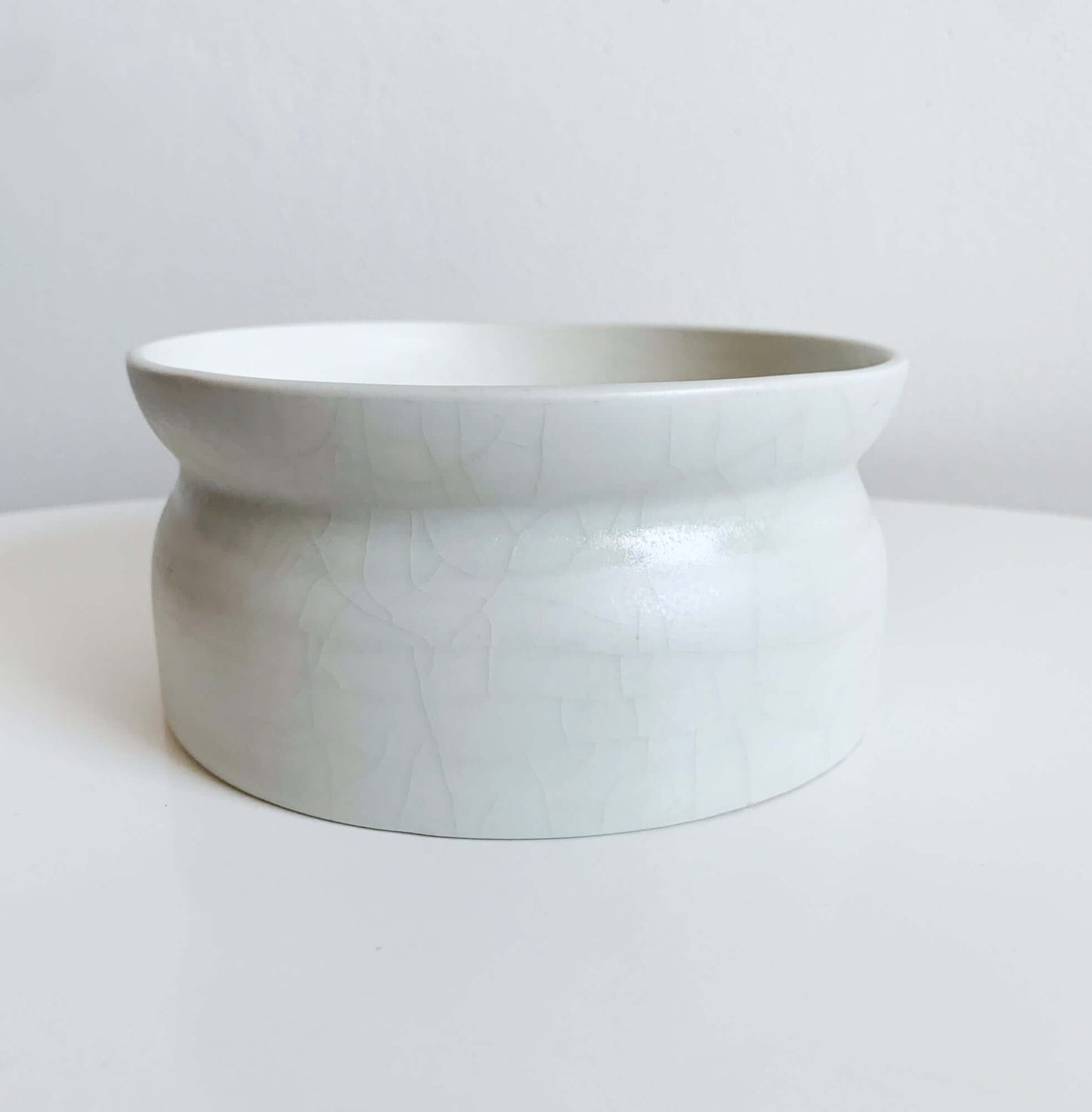 Hilkka Liisa Ahola Blue Rose bowl, hand-painted | Arabia Finland