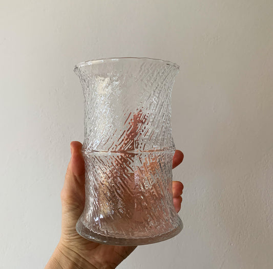 Nuutajärvi Finland | Veera Glass Vase by Heikki Orvola