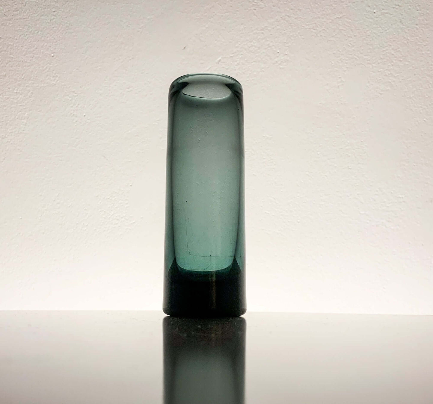 Holmegaard Per Lutken, Art glass grey vase Chimney, Denmark 1960s