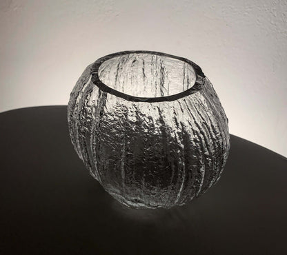 Timo Sarpaneva Iittala | Minora glass vase, signed