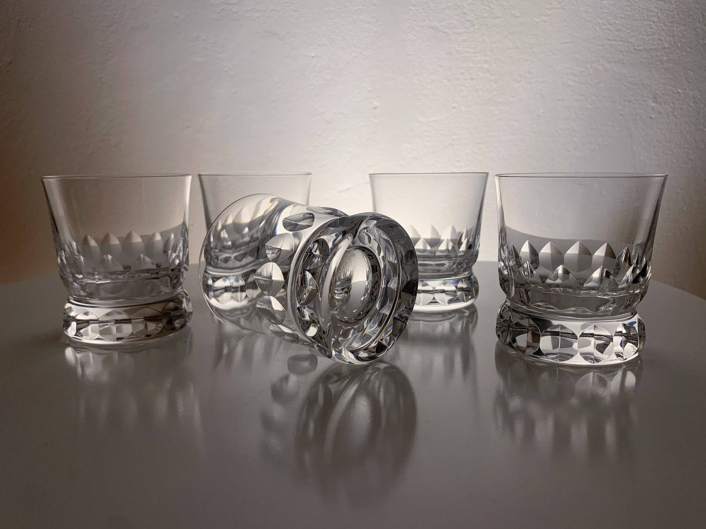 Set of 5 crystal iconic substantial shots Prince, Göran Wärff, Kosta Boda 1986 Sweden