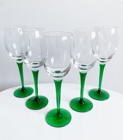 Saara Hopea Nuutajärvi | 5 Wine Glasses Traviata