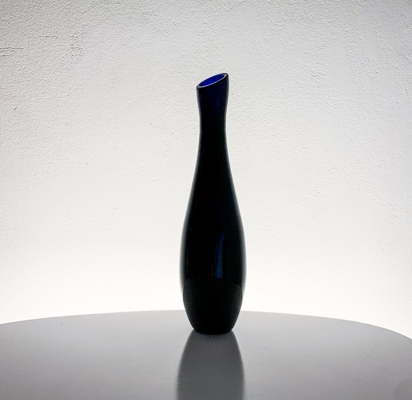 Vintage-Vase, dunkelblau, Design Eero Sallinen, Riihimäki Finnland, 1960er Jahre