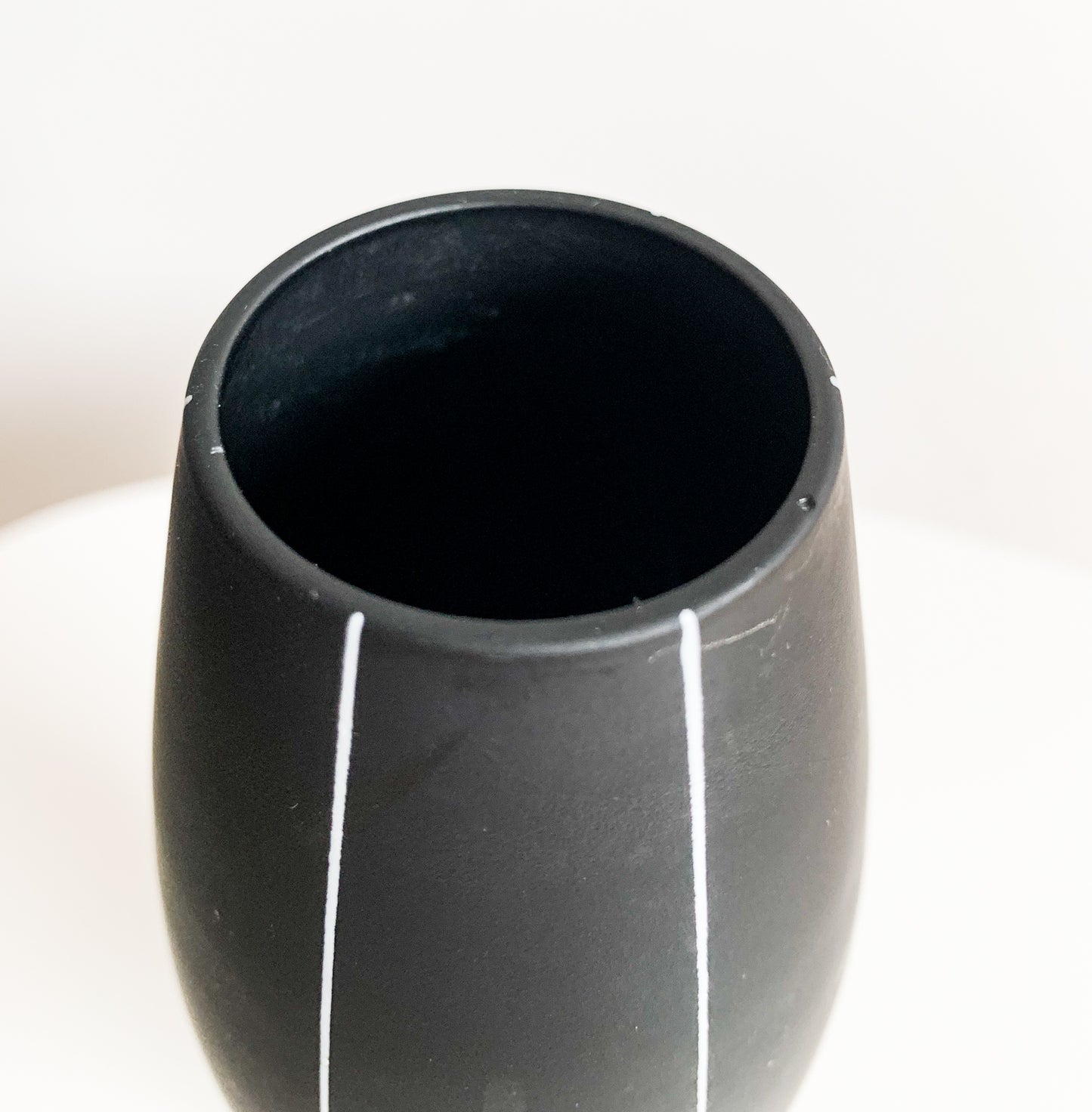 Riihimaen Lasi Aimo Okkolin Black Vase with White Stripes