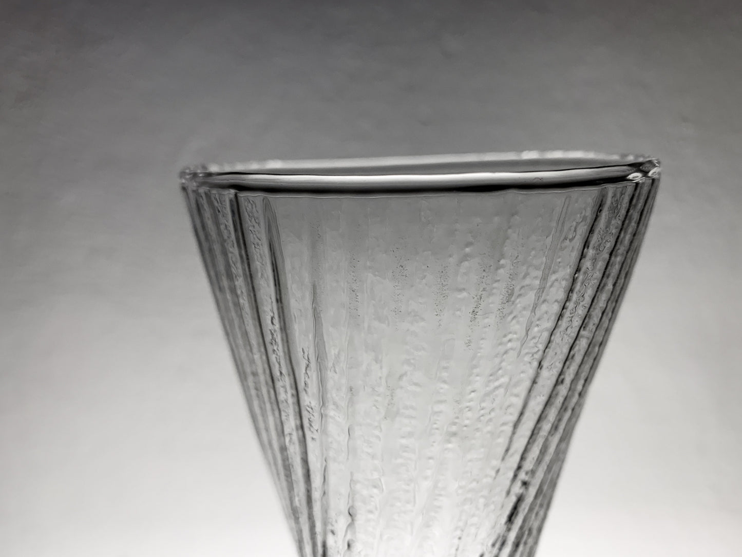 Nuutajarvi Oiva Toikka Vilja Vase, Finland