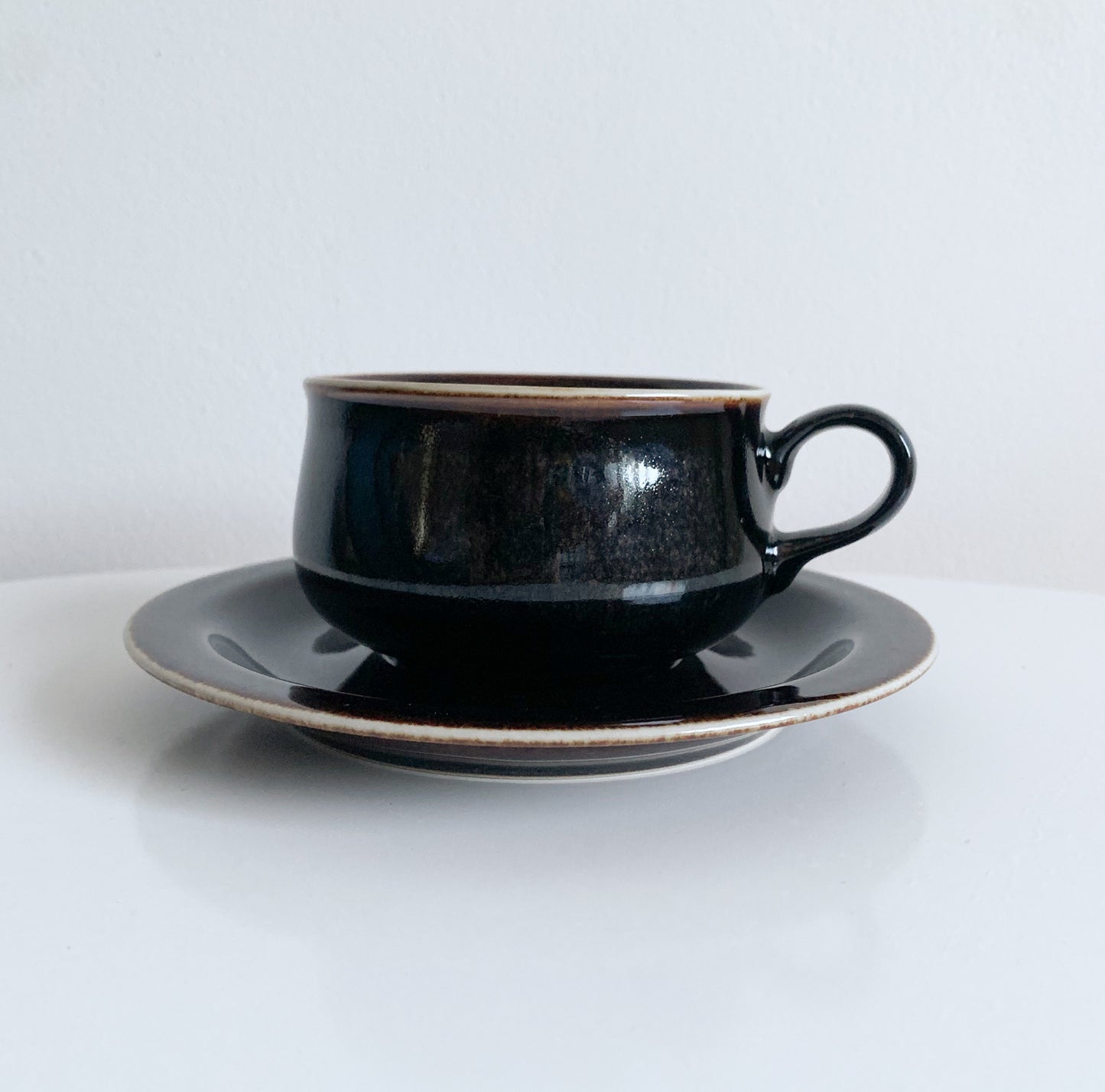 Arabia Finland | PW Cup Tea Peter Winquist | Molna Vintage