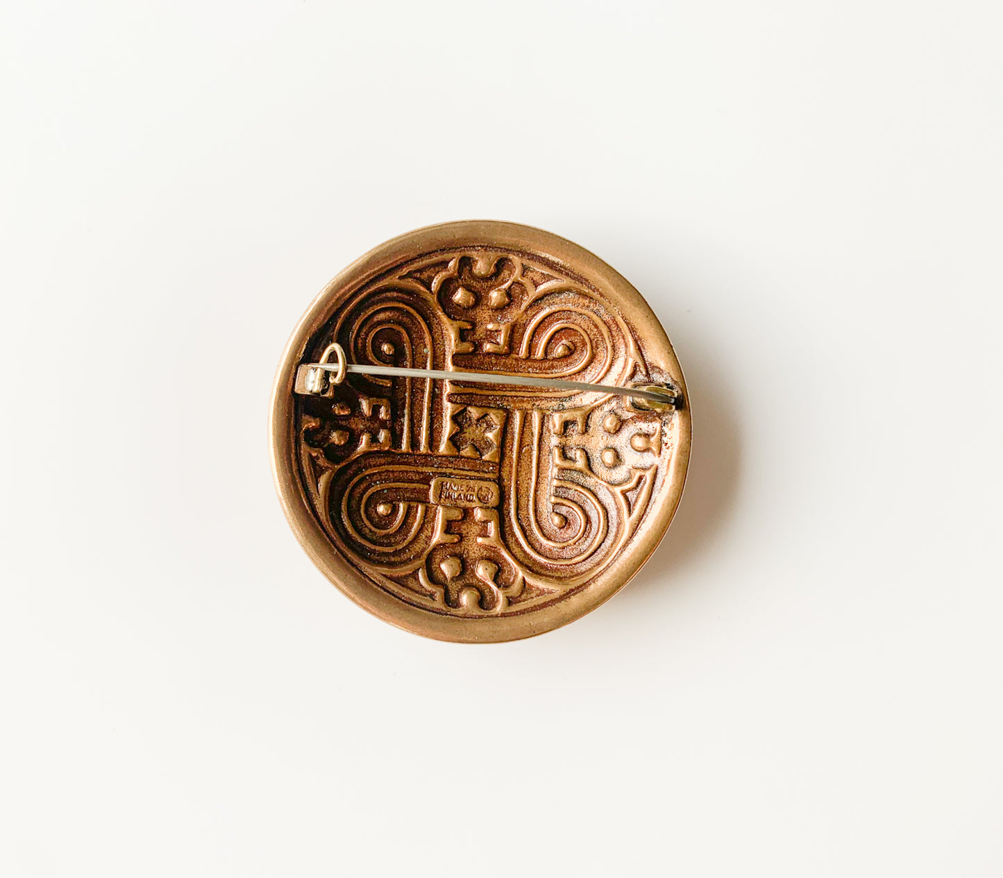 Kalevala Koru, Large bronze brooch Hannunvaakuna