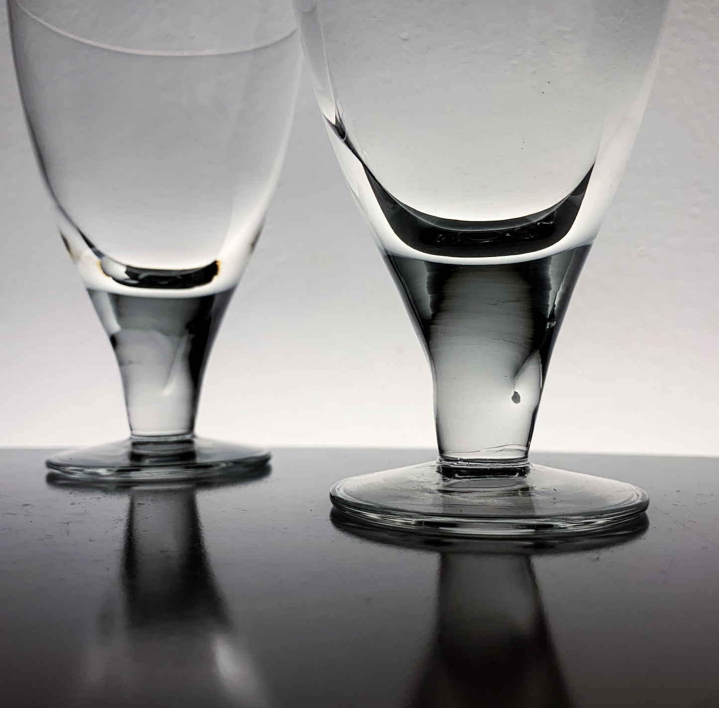 Gunnel Nyman GN 46 Pair Wine Glasses | Nuutajärvi Notsjö