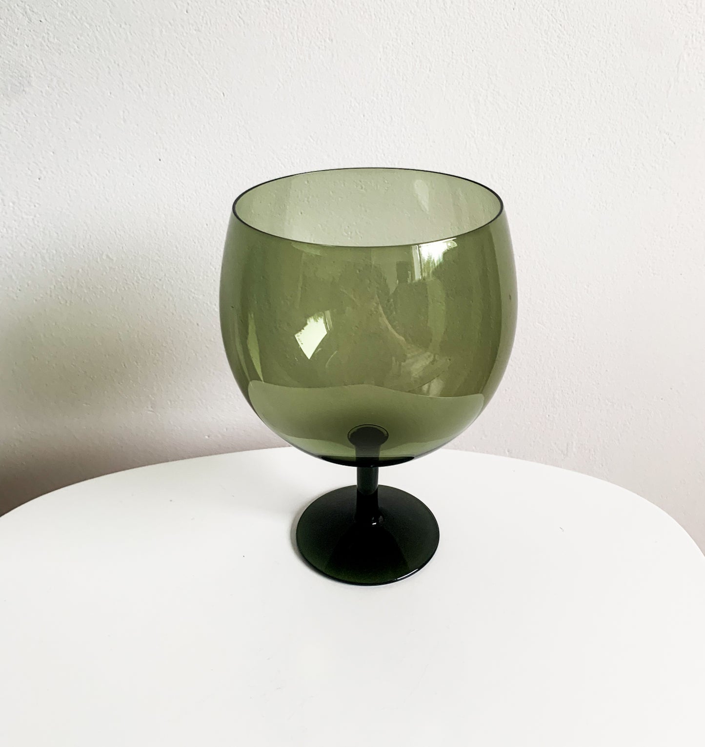 Saara Hopea – Nuutajarvi 1406 Aroma Glass & Vase