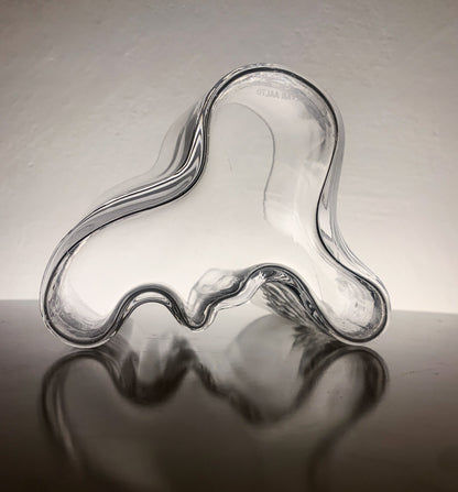 Alvar Aalto Vase Savoy 12 cm Signed, Iittala Finland