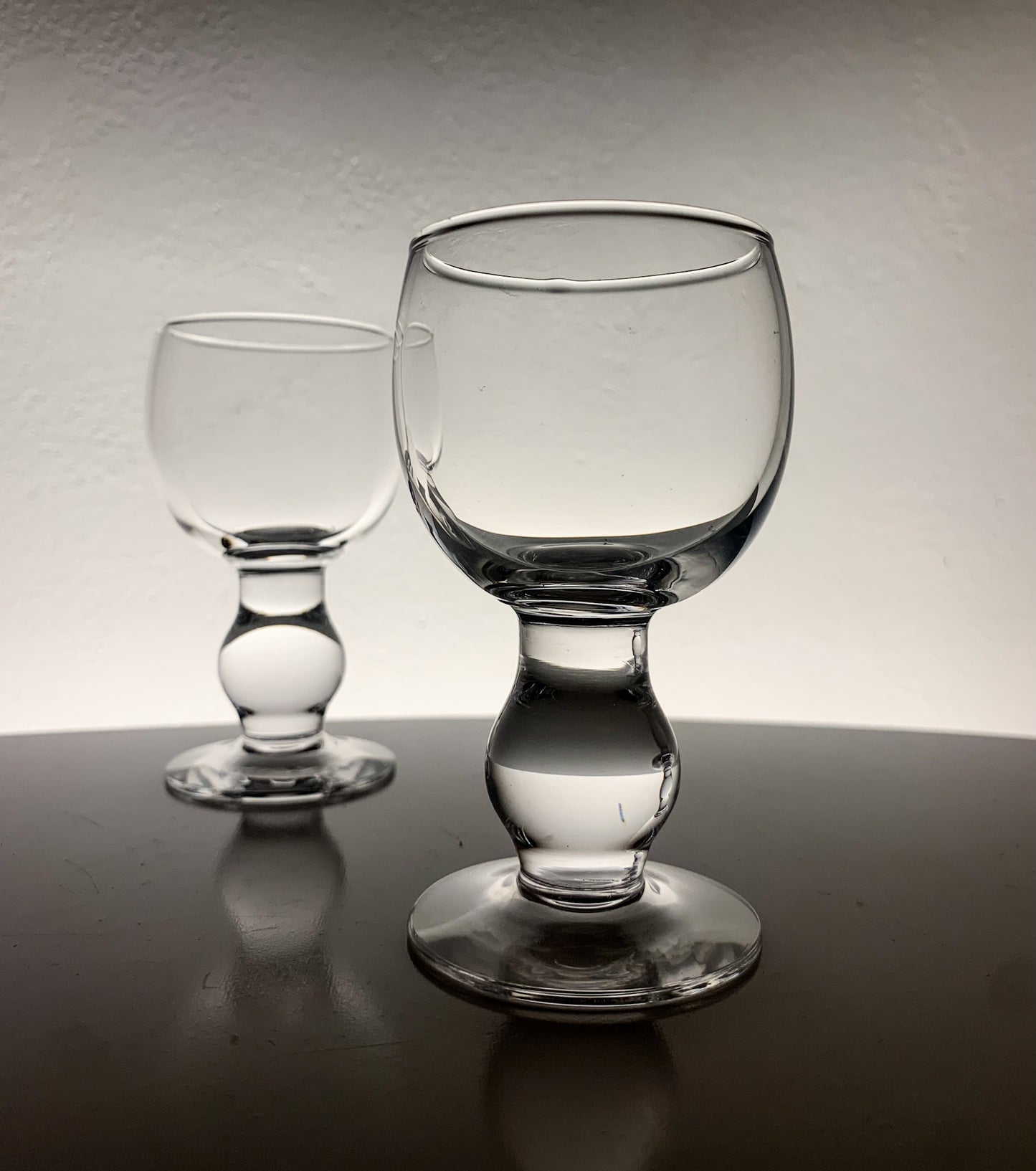 Oiva Toikka | Pair of Nuutajärvi Lady 2144 liqueur glasses
