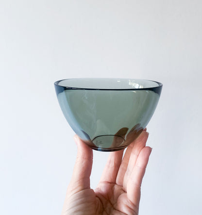 Sven Palmqvist for Orrefors | Fuga bowl grey 12 cm