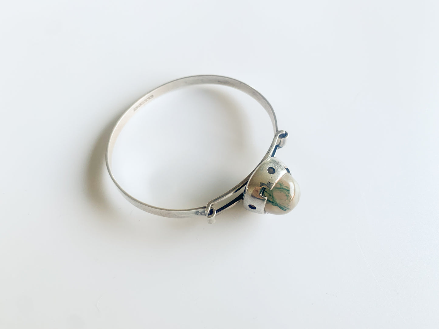Midmod silver bracelet with jasper gemstone, designer Martti Viikinniemi, 1966 Finland