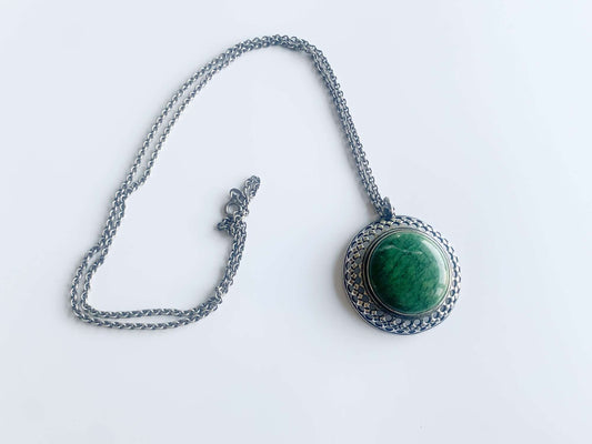 Vintage Kalevala Koru silver necklace with epicote stone