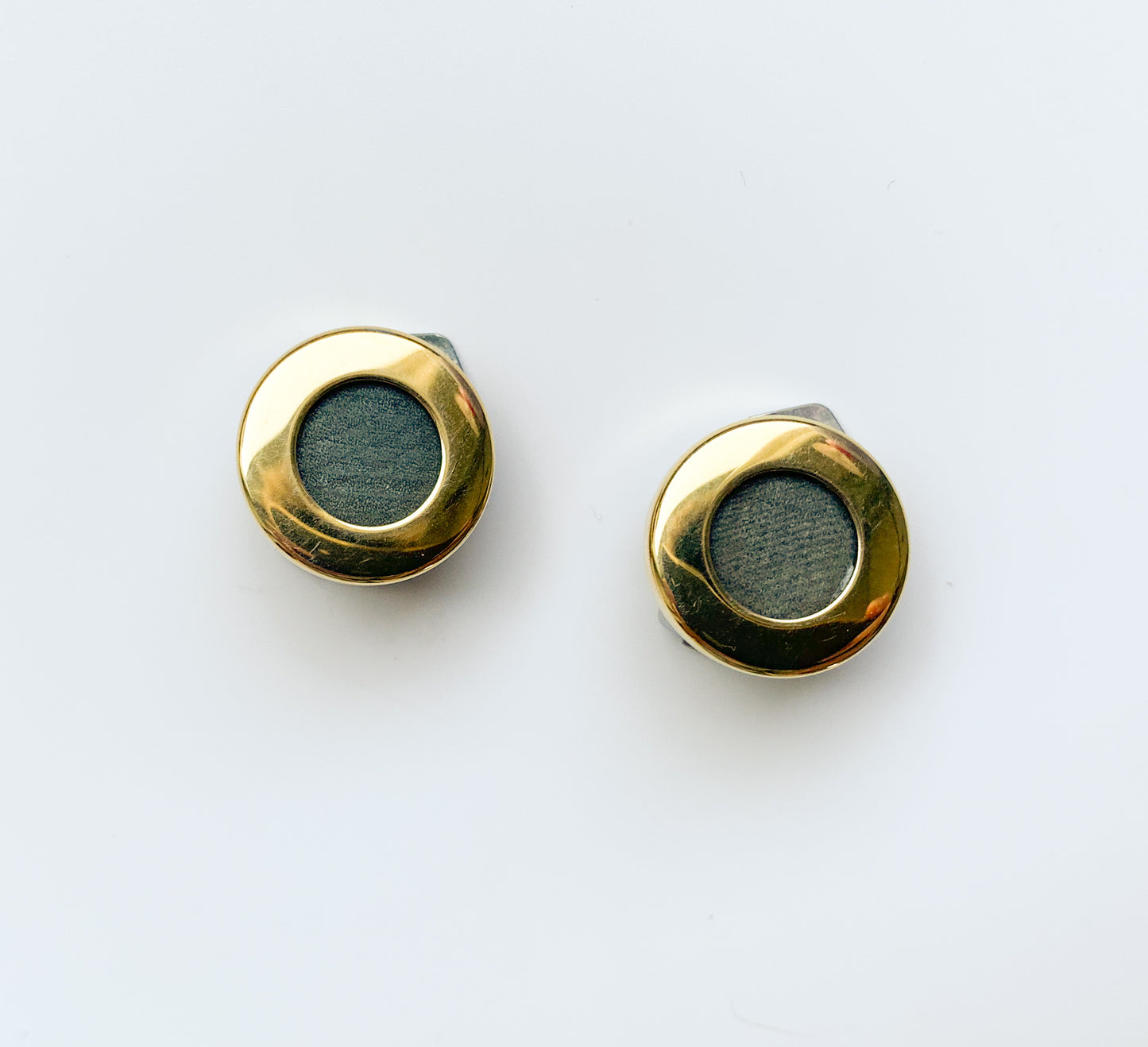 Aarikka Finland | Gold Tone Clip-on Earrings