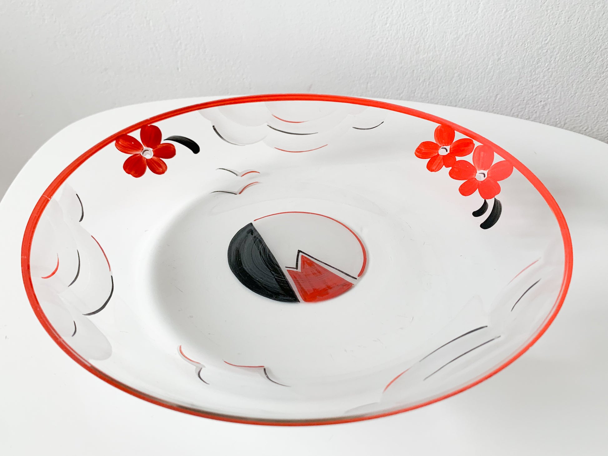 Bauhaus Avant-garde Art Deco hand-painted bowl Kauklahti