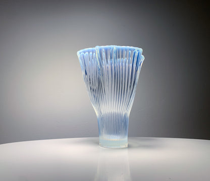 Vintage opalescent glass vase Reffla, designer Arthur Percy, Gullaskruf Sweden, 50s