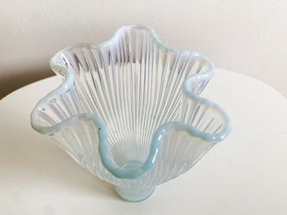 Vintage opalescent glass vase Reffla, designer Arthur Percy, Gullaskruf Sweden, 50s