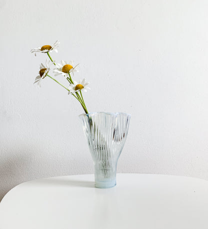 Vintage opalescent glass vase Reffla, designer Arthur Percy, Gullaskruf Sweden, 50s